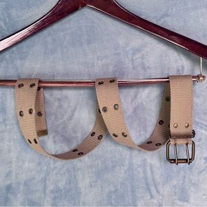 EUC old school unisex canvas double-prong grommet hole adjustable tan belt